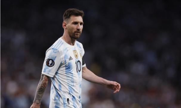 “有人调侃：特朗普干一辈子，对中国科研是大好事”